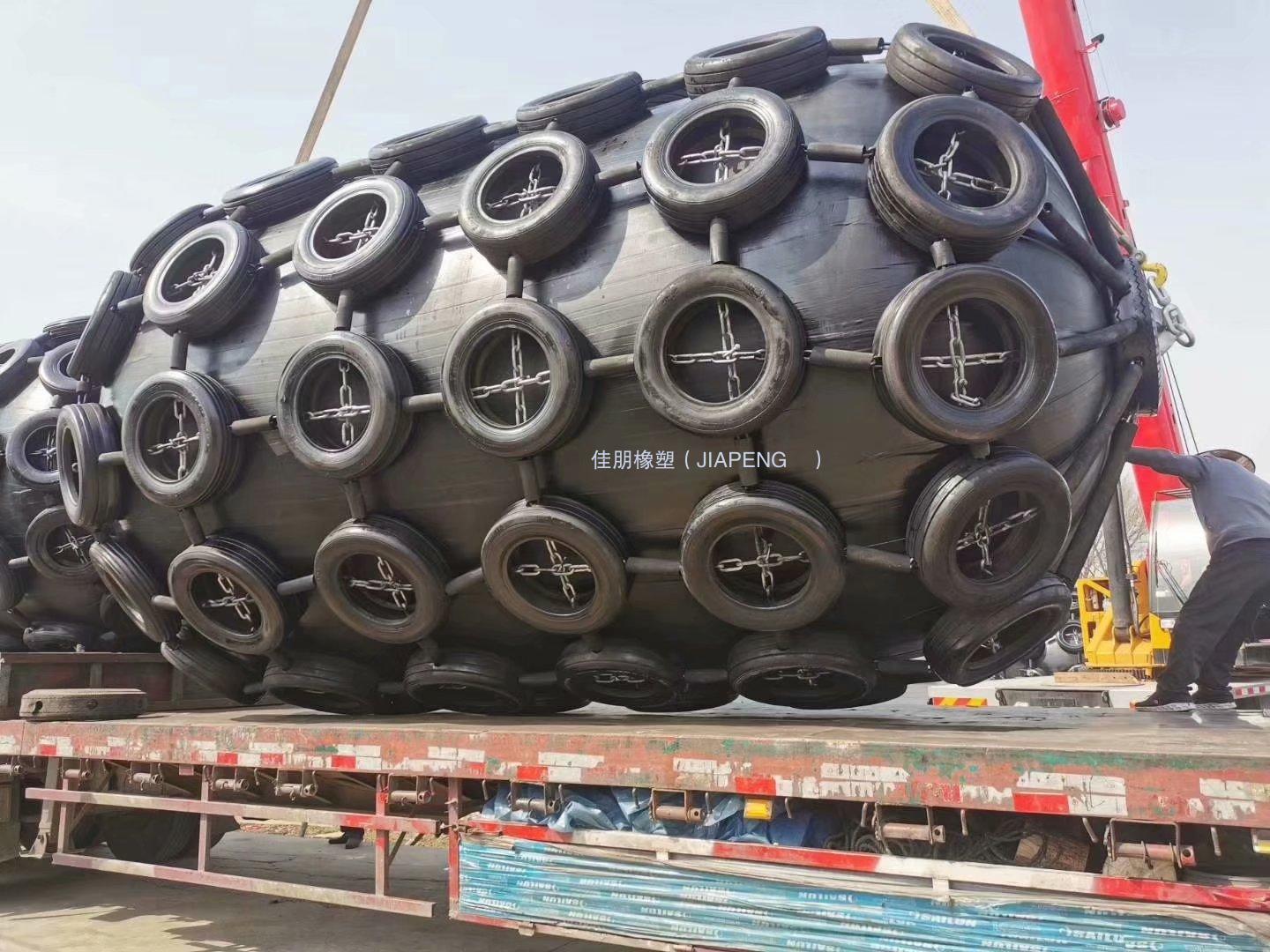 漂浮型橡膠護(hù)舷（橡膠氣囊）